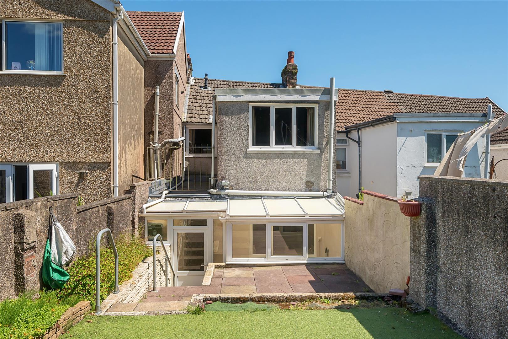 Llangyfelach Road, Treboeth, Swansea, SA5 9EL